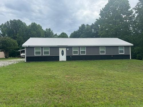 1025 Center Ln, Byrdstown, TN, 38549-4462 | Card Image