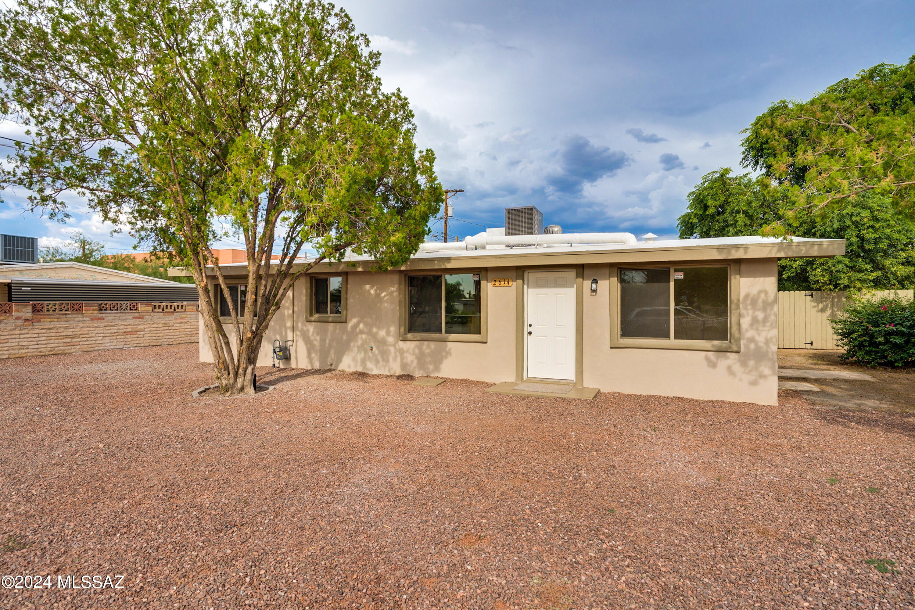 15th Ave, Tucson, AZ 85705