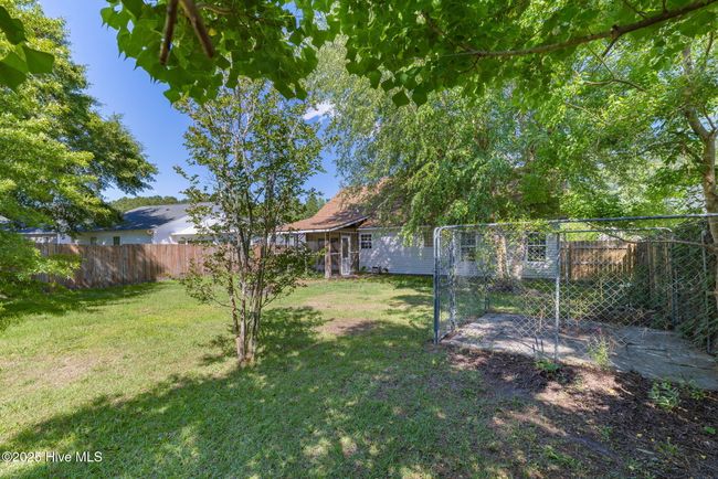 719 Oak Branches Close, House other with 3 bedrooms, 2 bathrooms and 1 parking in Belville NC | Image 34