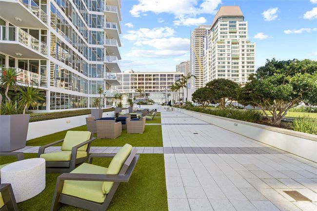 APT-2603 - 175 1 St St S, Condo with 1 bedrooms, 2 bathrooms and null parking in ST PETERSBURG FL | Image 75