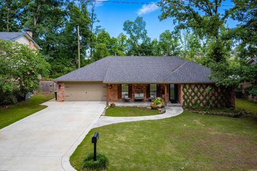 1104 Kings Mountain Dr, Little Rock, AR, 72211-2523 | Card Image