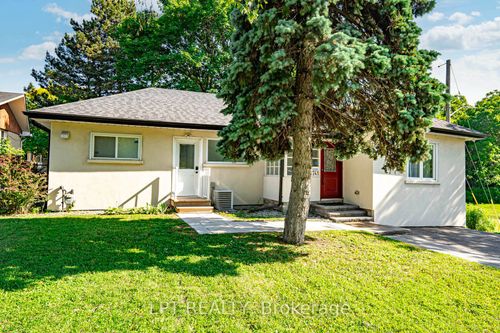 main-floor-741 King St E, Oshawa, ON, L1H1H1 | Card Image