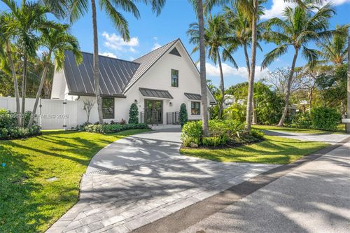 18 Hersey Dr, Ocean Ridge, FL, 33435-7017 | Card Image