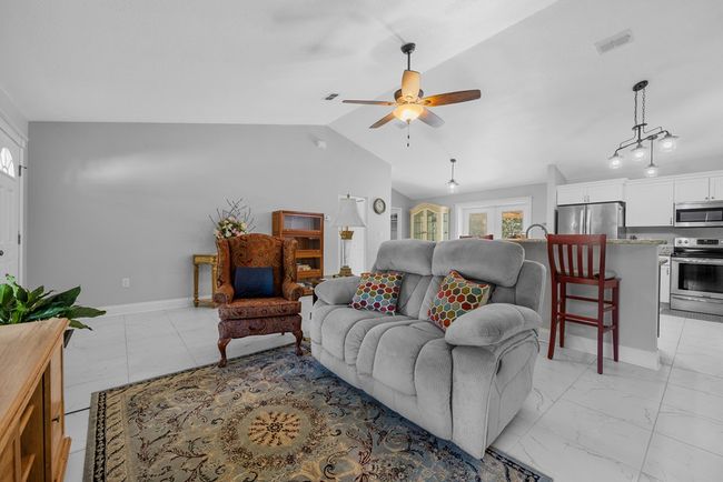 3109 E Bryant Ave, House other with 2 bedrooms, 2 bathrooms and 1 parking in BELL FL | Image 9