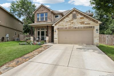 4435 Hogg, House other with 5 bedrooms, 3 bathrooms and null parking in San Antonio TX | Image 2