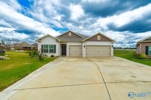 14357 Leadenhall Ln, Athens, AL, 35613-8693 | Card Image