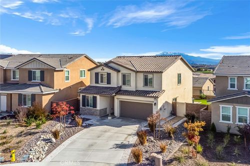 35631 Alexis Ct, Beaumont, CA, 92223-6380 | Card Image