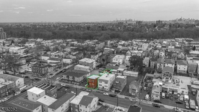 639 N 8 Th St, Home with 6 bedrooms, 3 bathrooms and null parking in Newark NJ | Image 26