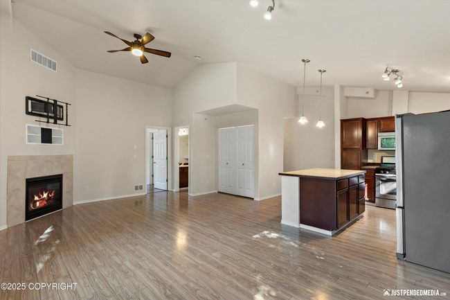 Living Room | Image 13
