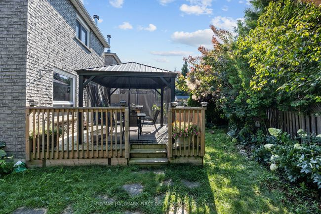 30 Leach Dr, House other with 5 bedrooms, 4 bathrooms and 2 parking in Ajax ON | Image 32