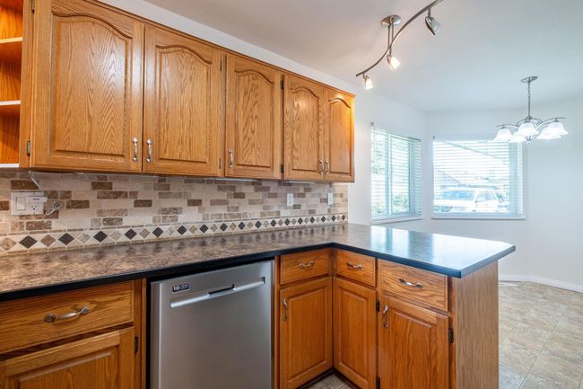 68 - 5550 Langley Bypass, Townhouse with 2 bedrooms, 2 bathrooms and 2 parking in Langley BC | Image 9