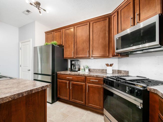 7879 Ashenden Dr, House other with 3 bedrooms, 3 bathrooms and null parking in Blacklick OH | Image 11