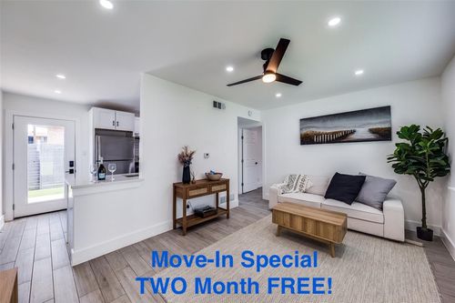 apt-204-1200 E 52nd St, Austin, TX, 78723-3031 | Card Image