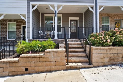 439 Portsdale Dr, Brentwood, TN, 37027-1554 | Card Image