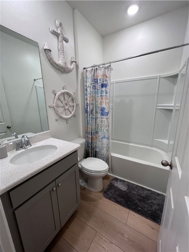 708 Newhall Ter, House other with 3 bedrooms, 2 bathrooms and null parking in SEBASTIAN FL | Image 12