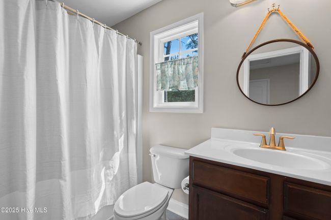 208 Murifield Dr, House other with 3 bedrooms, 3 bathrooms and 2 parking in Jacksonville NC | Image 20