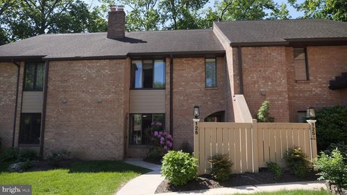 16-126 Woodgate Ln, PAOLI, PA, 19301-1428 | Card Image