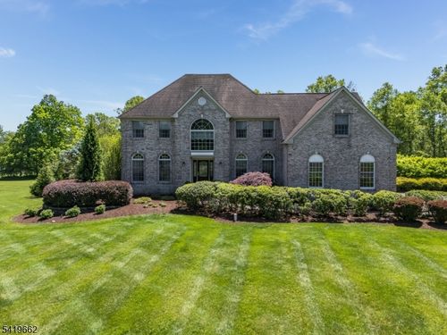 34 Milestone Dr, RINGOES, NJ, 08551-2033 | Card Image