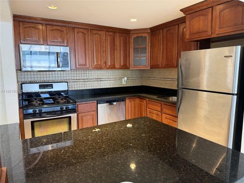 206-2175 Ne 170th St, North Miami Beach, FL, 33162 | Card Image