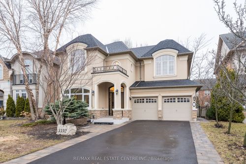 3352 Petrie Way, Oakville, ON, L6L6V8 | Card Image