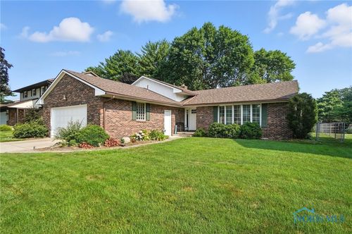 1240 Applegate St, Waterville, OH, 43566-1021 | Card Image