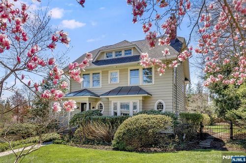 108 Durand Rd, Maplewood, NJ, 07040-2106 | Card Image