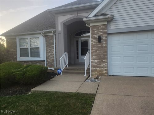 1087 Villa Lago Dr, Macedonia, OH, 44056-2338 | Card Image
