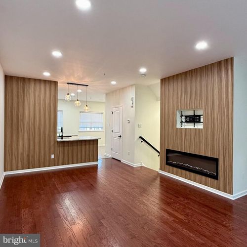 153 Mercer Ct, FAIRLESS HILLS, PA, 19030-2025 | Card Image