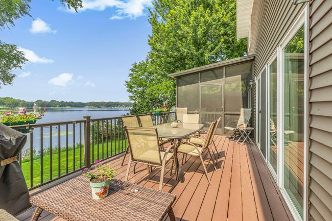 Expansive views from the maintenance free deck | Image 4