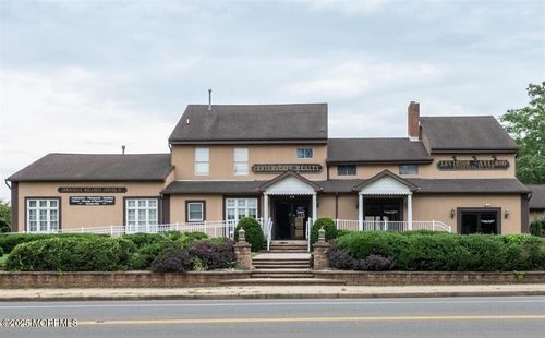 c-220 Forsgate Dr, Jamesburg, NJ, 08831-1375 | Card Image