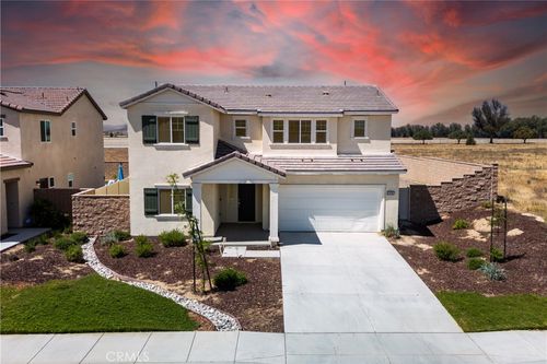 28295 Memory Ln, Winchester, CA, 92596-8233 | Card Image
