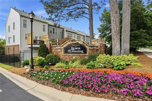 2246 Limehurst Dr Ne, Brookhaven, GA, 30319-5724 | Card Image
