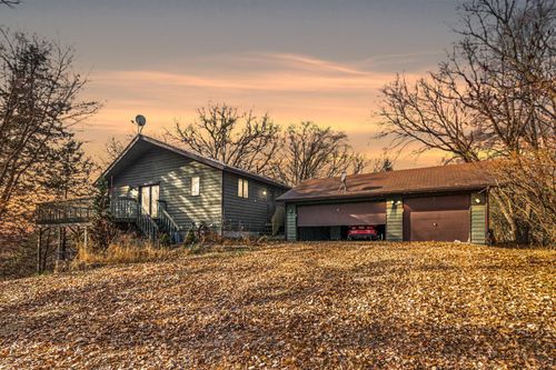 8050 County Road 26, Minnetrista, MN, 55359-9559 | Card Image