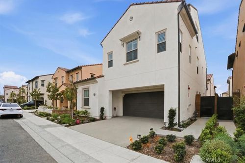 107 Starbright, Irvine, CA, 92618-3544 | Card Image