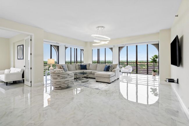 APT-802 - 7578 Regency Lake Dr, Condo with 3 bedrooms, 3 bathrooms and null parking in Boca Raton FL | Image 15