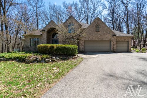 6250 Cannon Highlands Dr Ne, Belmont, MI, 49306-9678 | Card Image