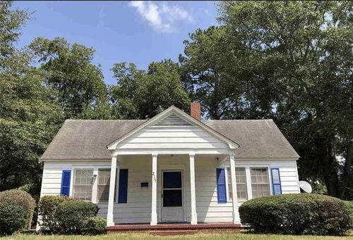 217 Oak St, Fort Valley, GA, 31030-3070 | Card Image