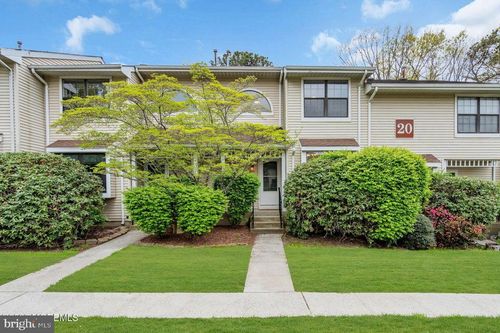 2004 Meadowlands Ct, Toms River, NJ, 08755-0934 | Card Image