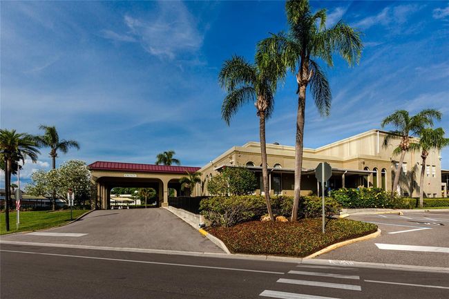APT-27 - 2071 Australia Way W, Condo with 2 bedrooms, 2 bathrooms and null parking in CLEARWATER FL | Image 32