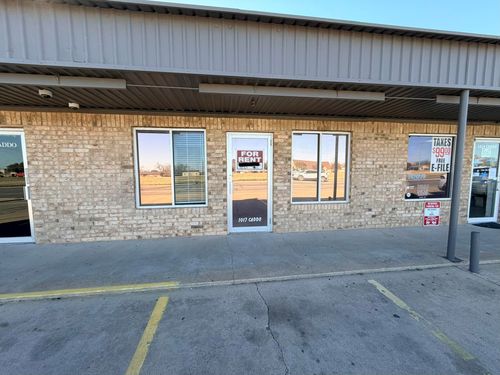 1017 Caddo St, San Angelo, TX, 76901-1716 | Card Image