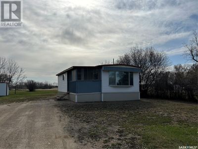 414 2 Nd St, House other with 3 bedrooms, 1 bathrooms and null parking in Glen Ewen SK | Image 1