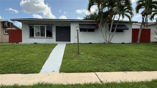 2211 N 54th Ave, Hollywood, FL, 33021-3317 | Card Image