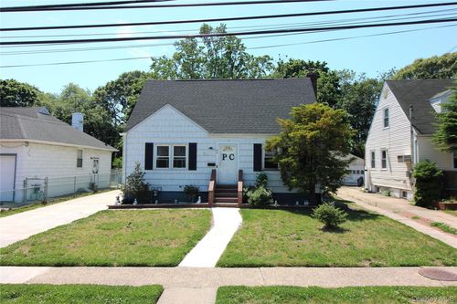 96 Fir Street, Hempstead, NY, 11580 | Card Image