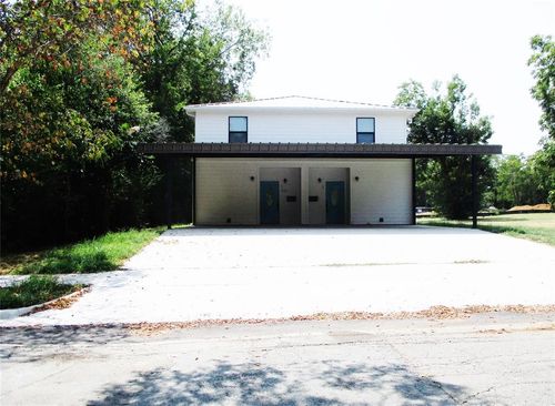 2-410 E 8th St, Bonham, TX, 75418-3824 | Card Image