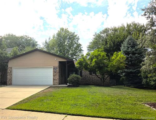 2056 Brookfield St, Canton, MI, 48188-1817 | Card Image
