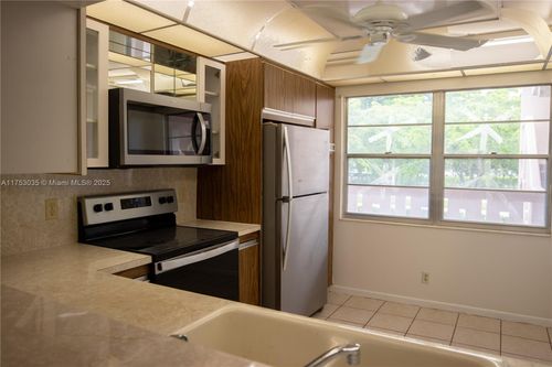 apt-n2-2001 Granada Dr, Coconut Creek, FL, 33066-1166 | Card Image