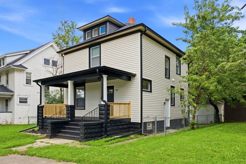 387 S Evergreen Ave, Kankakee, IL, 60901-4229 | Card Image