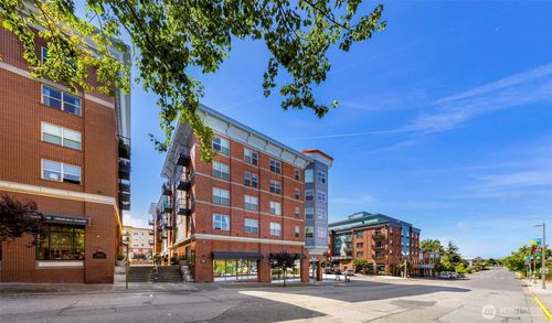 unit-208-910 Harris Ave, Bellingham, WA, 98225-7008 | Card Image
