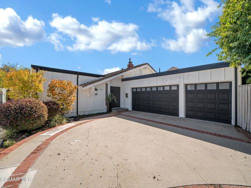 1042 Barrow Ct, Westlake Village, CA, 91361-1801 | Card Image