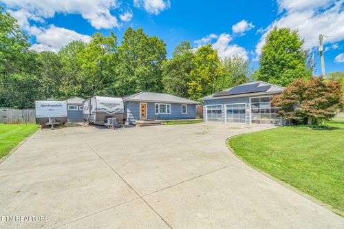 1025 Morrell Rd, Knoxville, TN, 37919-8035 | Card Image